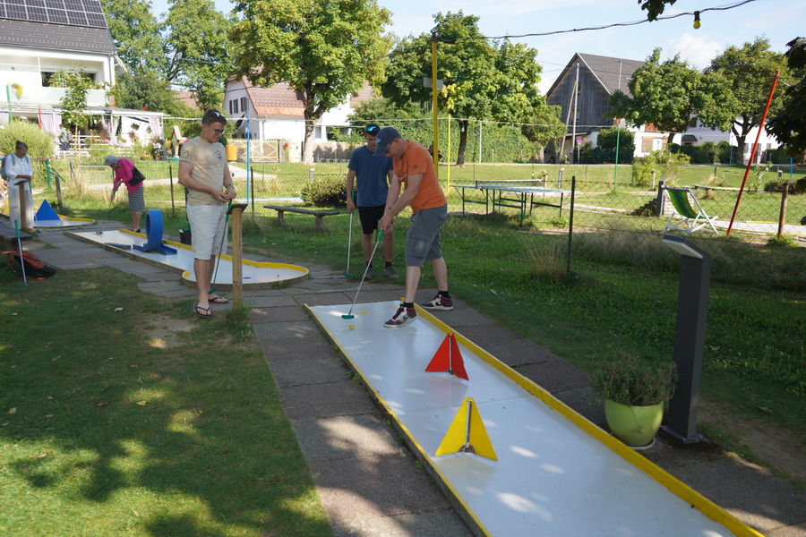 (c) Maria Neustifter