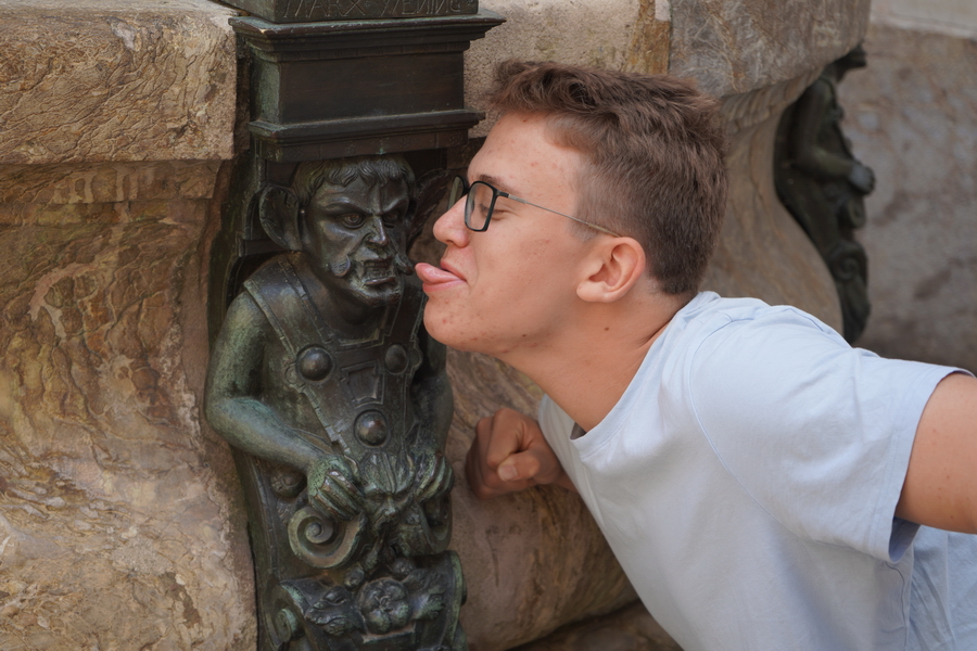 (c) Maria Neustifter