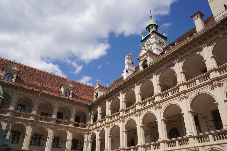 (c) Maria Neustifter